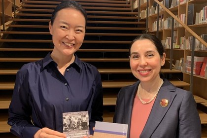 ブルガリアのプロデューサーと音楽家による「ゾディアック・村上春樹への手紙」音楽アルバムを早稲田大学国際文学館（村上春樹ライブラリー）に寄贈